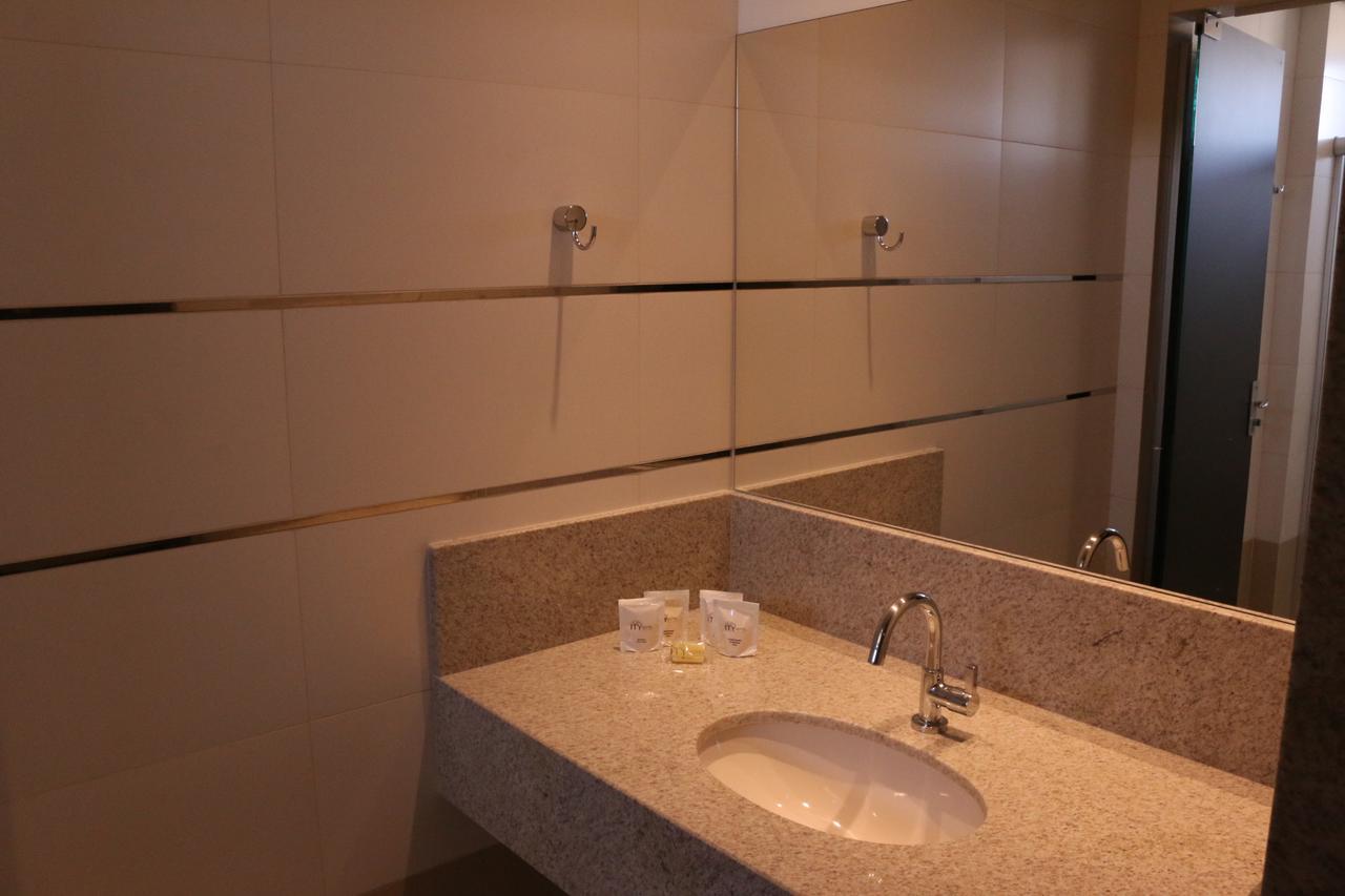 Ity Hotel Cristalina Ngoại thất bức ảnh